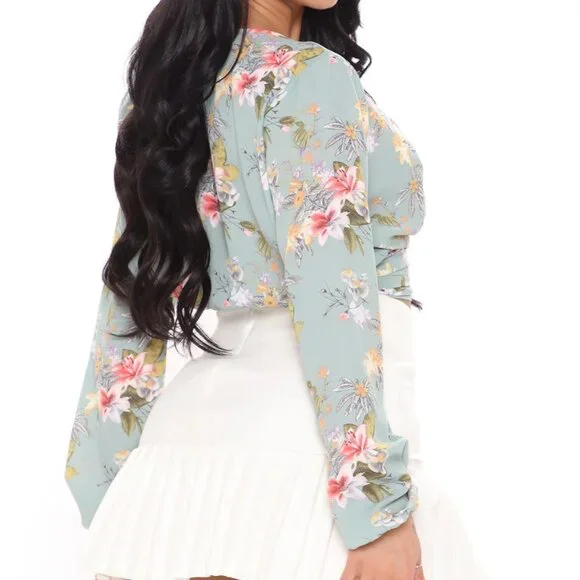 Floral Green Surplice Top - Picture 4 of 13